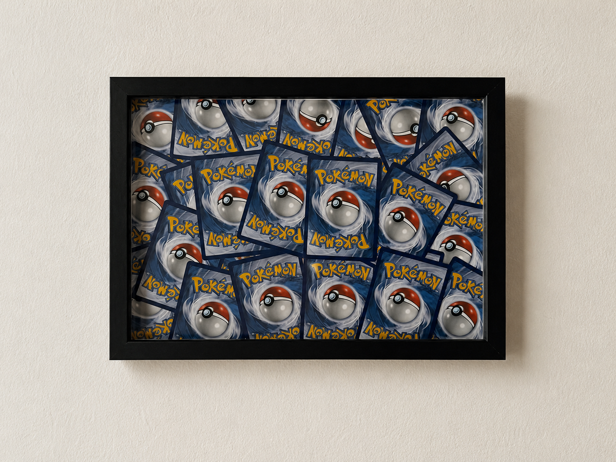 Selbstgemachter Bilderrahmen / Kartenständer Pokemon Hintergrund 30 cm x 40 cm